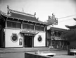 Joy Yuen Low restaurant and Phoenix Bakery in the Central Plaza, 1950. Los Angeles Public Library, Harry Quillen Photo Collection.