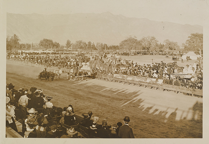 Chariot races were held from 1904 to 1915 in Tournament Park, an area now occupied by Caltech’s athletic fields, 1905. Jack London Collection. The Huntington Library, Art Collections, and Botanical Gardens.