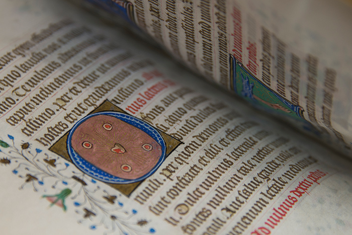 Detail from Book of Hours, Sarum use, Flanders, mid-15th century (HM 1144). The Huntington Library, Art Collections, and Botanical Gardens. Photo by Kate Lain.