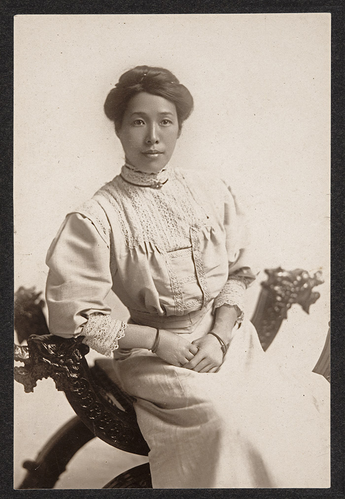 Charlotte Ah Tye Chang (Hong Yen Chang’s wife), year unknown. She was one of the first Chinese social workers in the San Francisco Bay Area. The Huntington Library, Art Collections, and Botanical Gardens.
