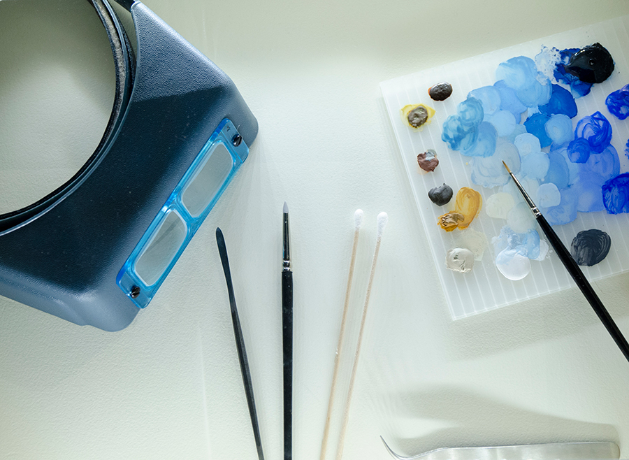 The tools of a conservator, on display at the “Project Blue Boy” exhibition. Photo by Lisa Blackburn.